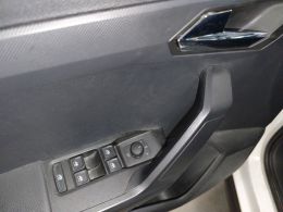 imagen swiper vehículo 16