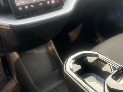 imagen swiper vehículo 23