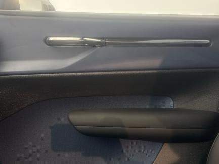 imagen swiper vehículo 24