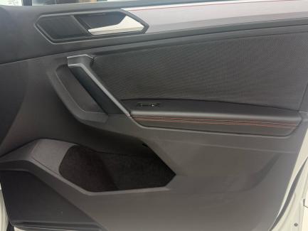 imagen swiper vehículo 24