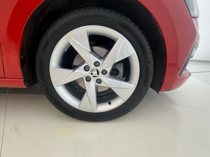 imagen swiper vehículo 32