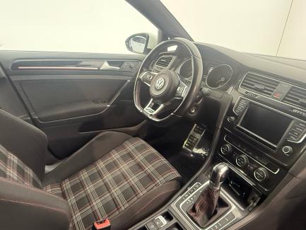 imagen swiper vehículo 13