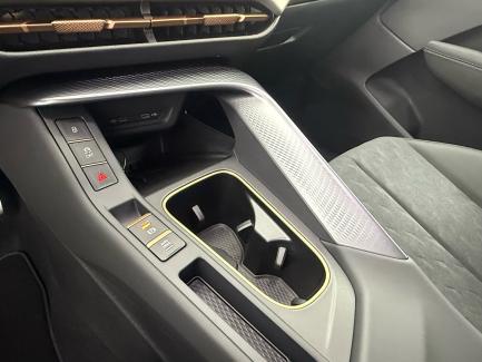 imagen swiper vehículo 23