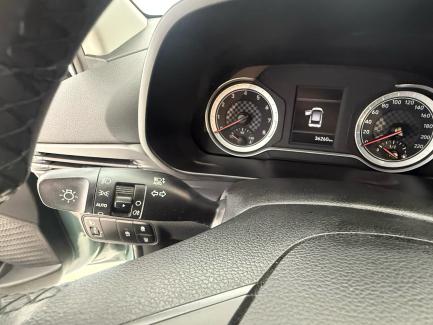 imagen swiper vehículo 17