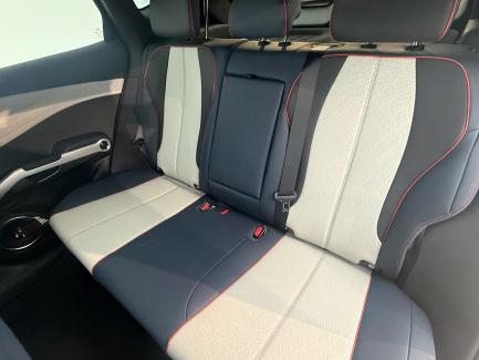 imagen swiper vehículo 27