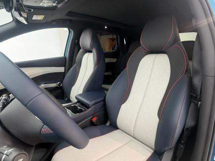 imagen swiper vehículo 26