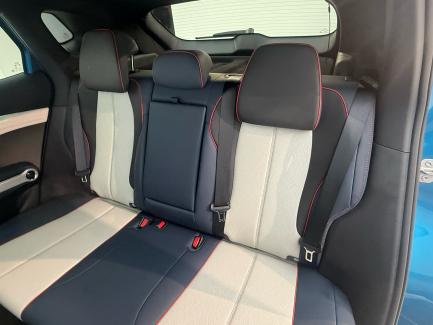 imagen swiper vehículo 27