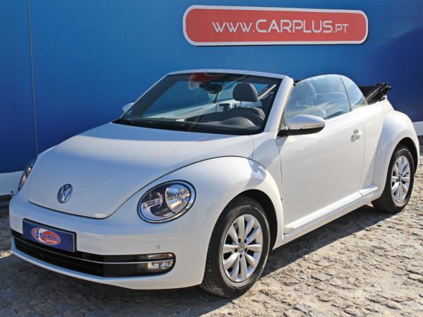 Volkswagen Beetle segunda m&atilde;o Porto