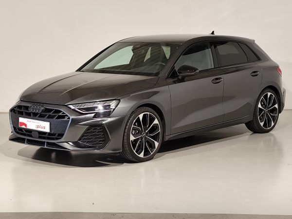 Audi A3 Sportback Black line 35 TFSI 110kW S tro