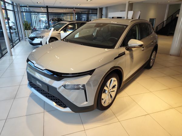 Skoda Elroq 210 kW (CV) 82 kWh (77 kwh neta)