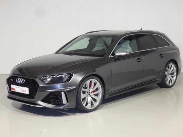 Audi A4 RS4 Avant TFSI 331kW quattro tiptronic