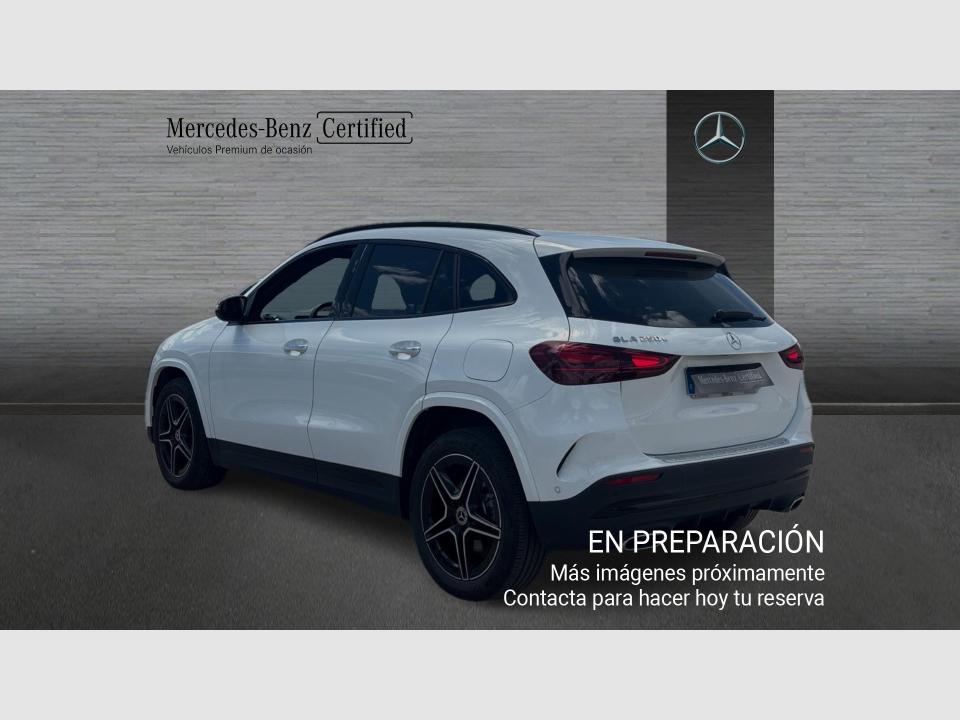 Mercedes Benz GLA