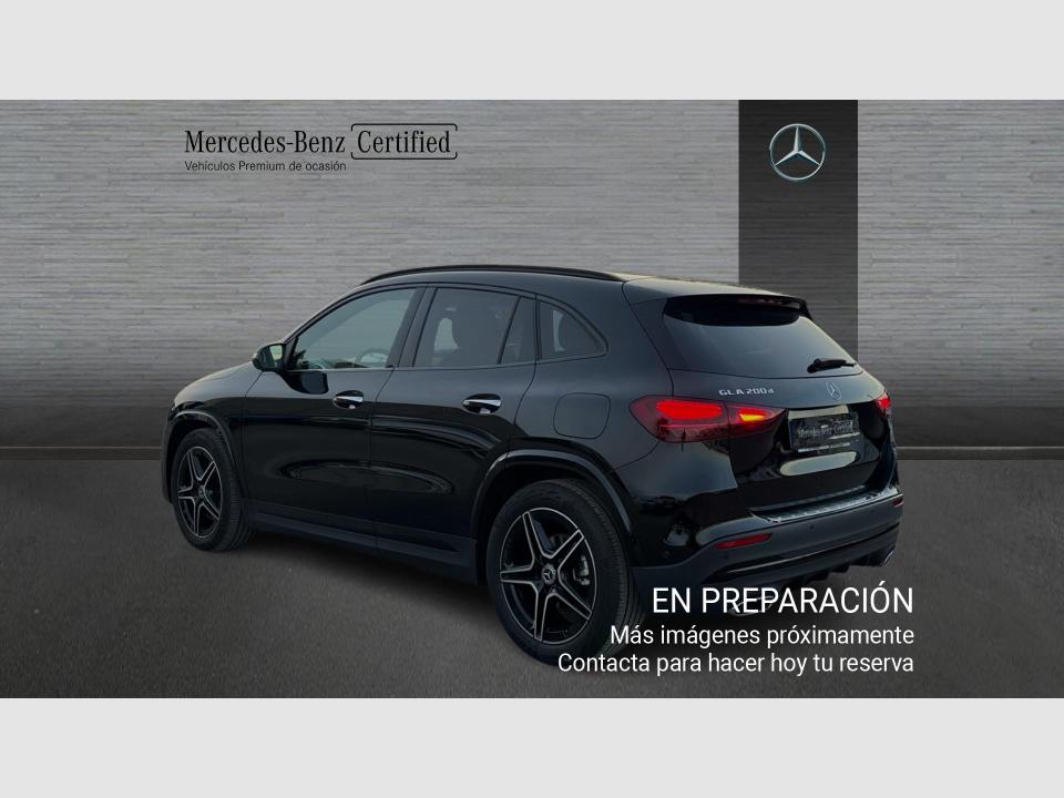 Mercedes Benz GLA