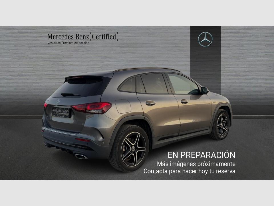 Mercedes Benz GLA