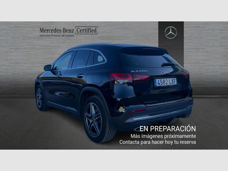 Mercedes Benz GLA