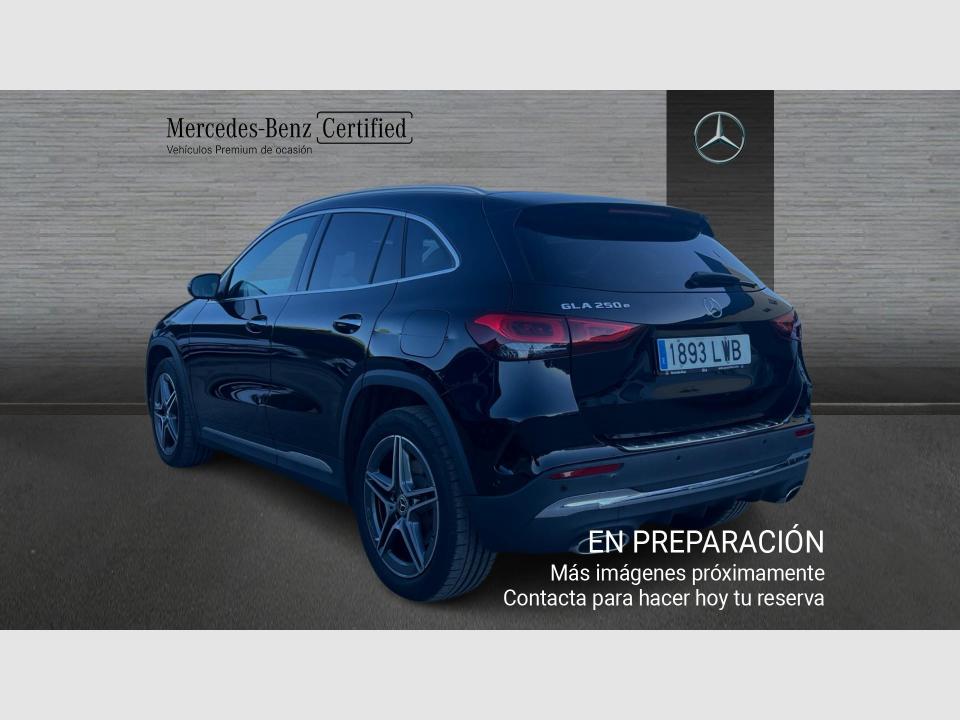 Mercedes Benz GLA