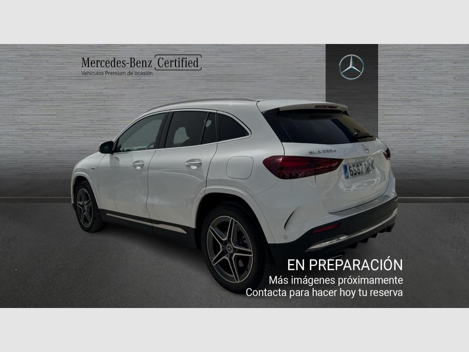 Mercedes Benz GLA