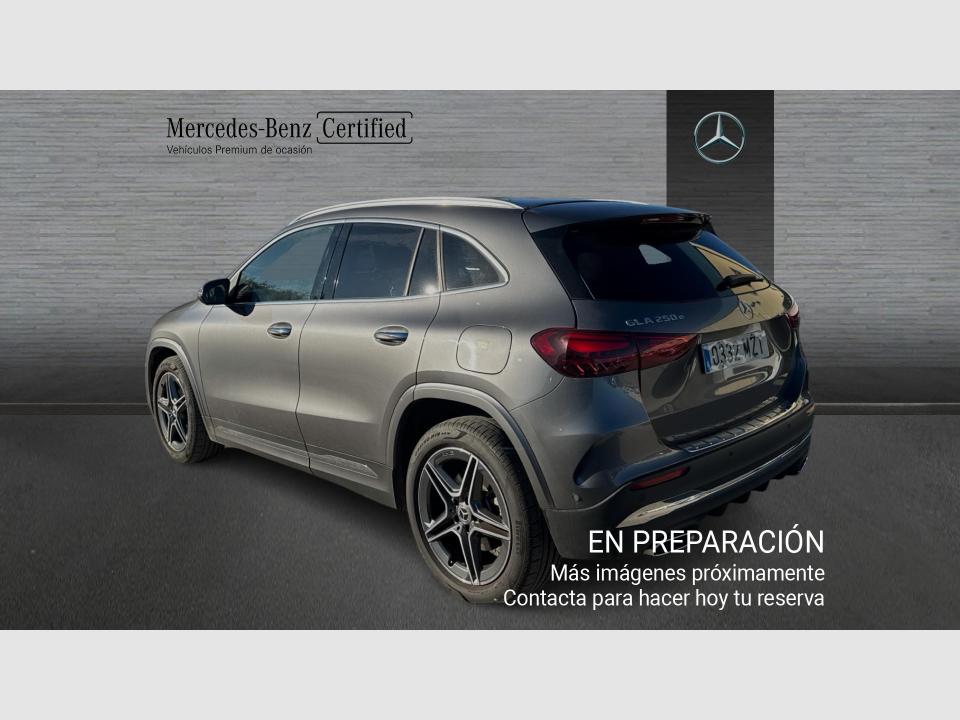 Mercedes Benz GLA