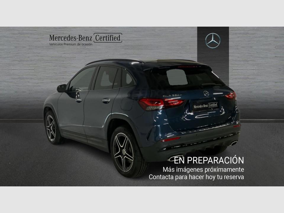Mercedes Benz GLA