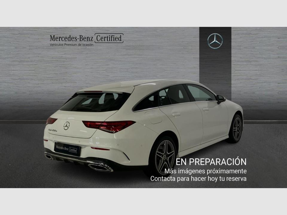 Mercedes Benz CLA