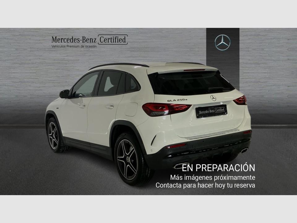Mercedes Benz GLA