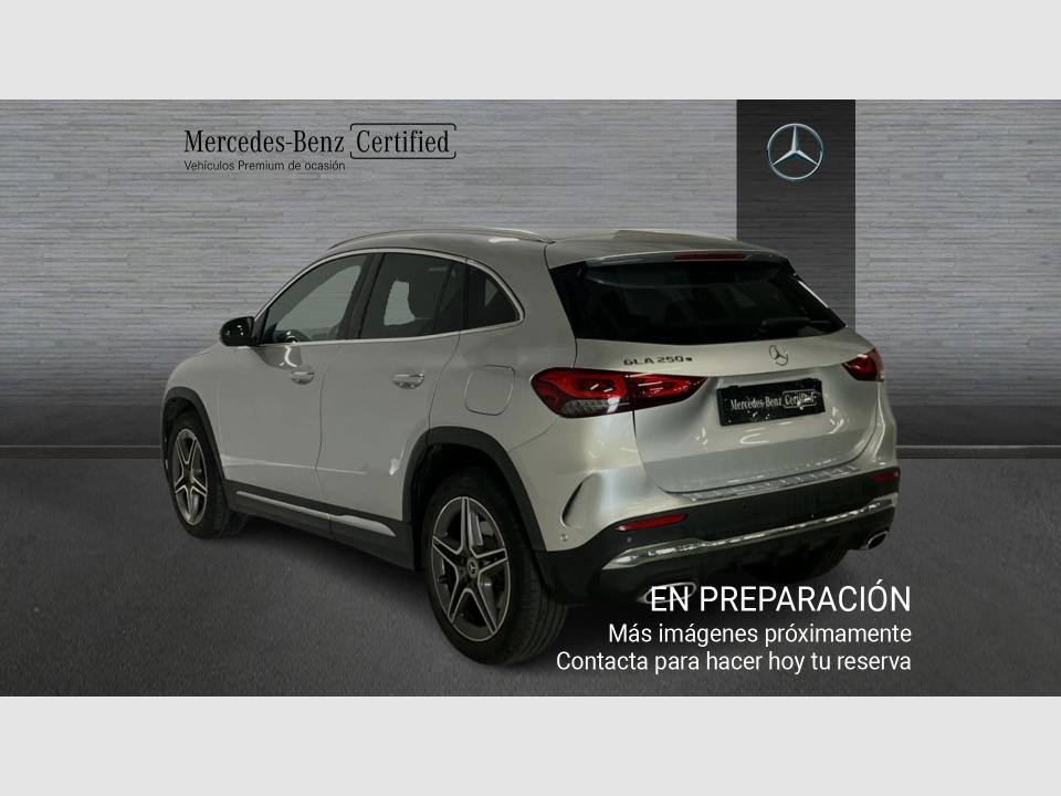 Mercedes Benz GLA