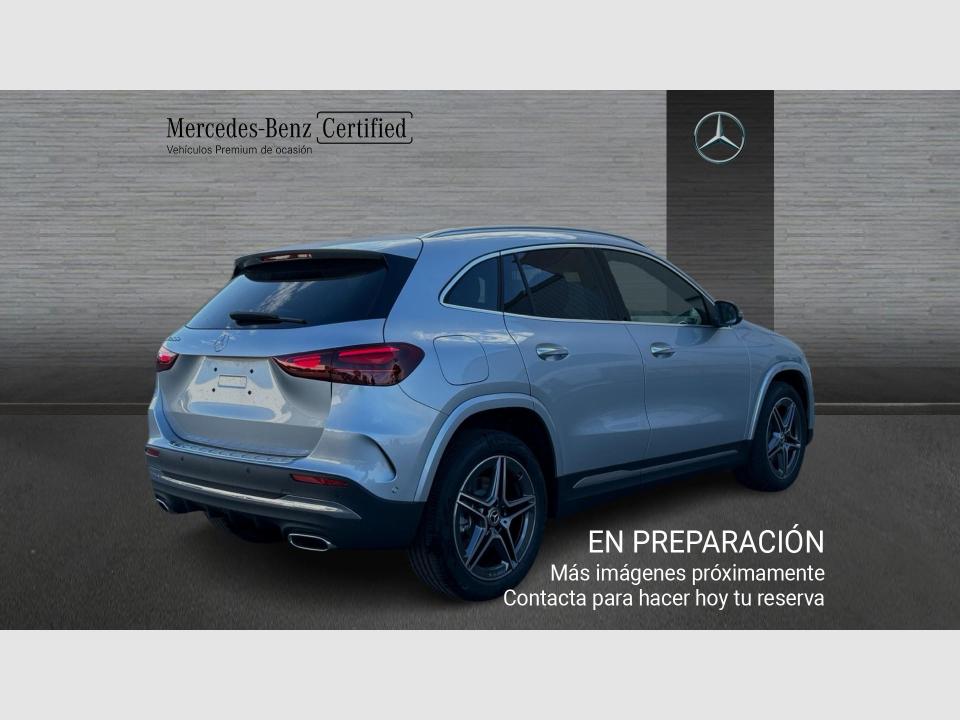 Mercedes Benz GLA