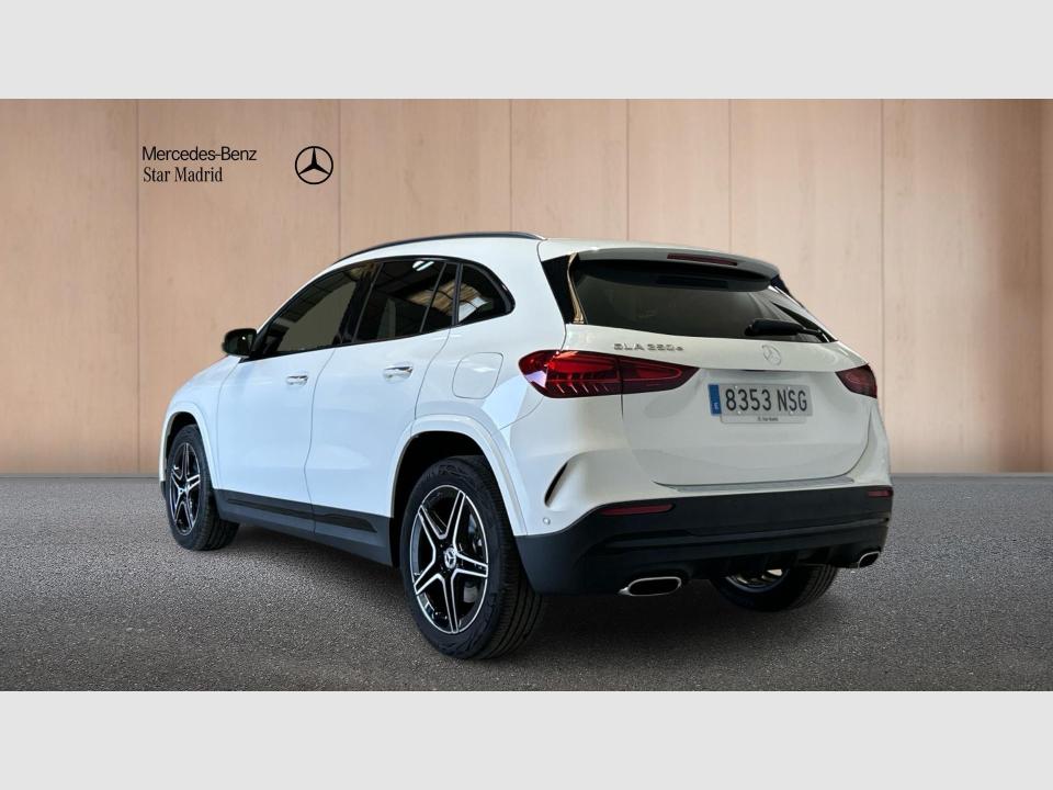 Mercedes Benz GLA