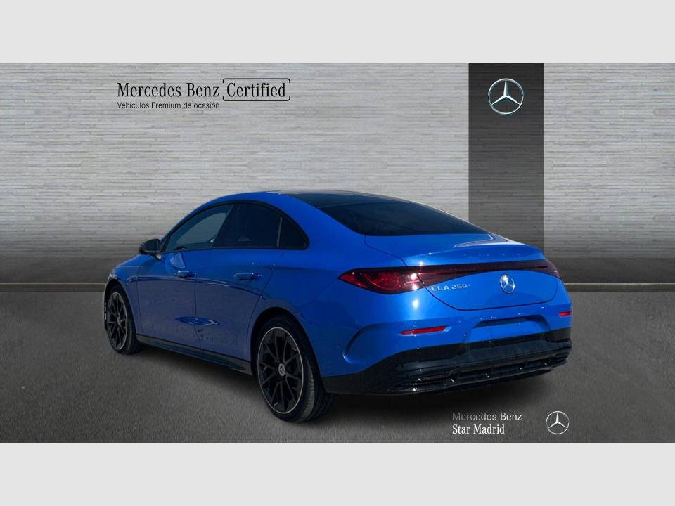 Mercedes Benz CLA