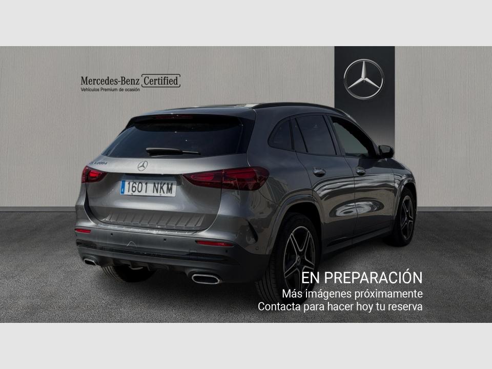 Mercedes Benz GLA