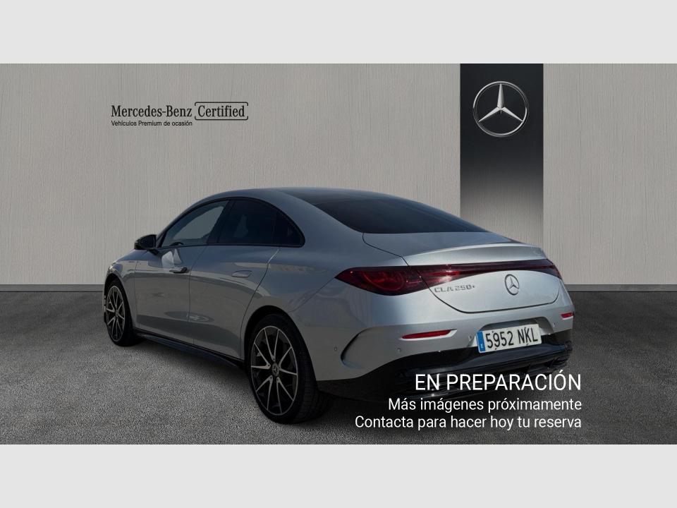 Mercedes Benz CLA