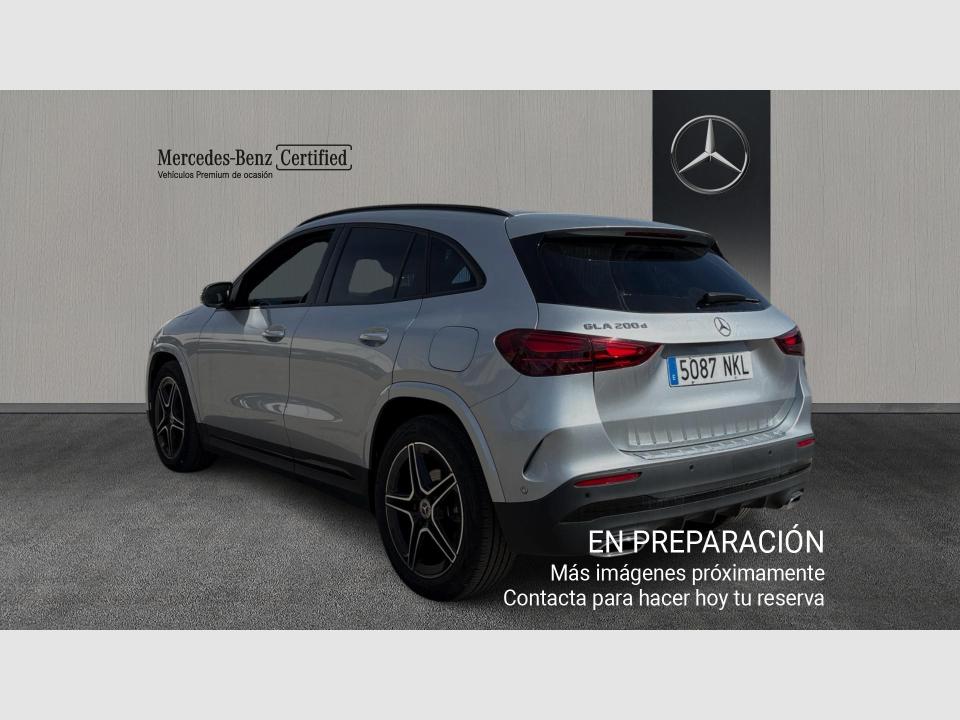 Mercedes Benz GLA