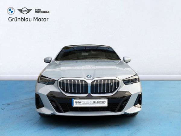 BMW i5 eDrive40 250 kW (340 CV)