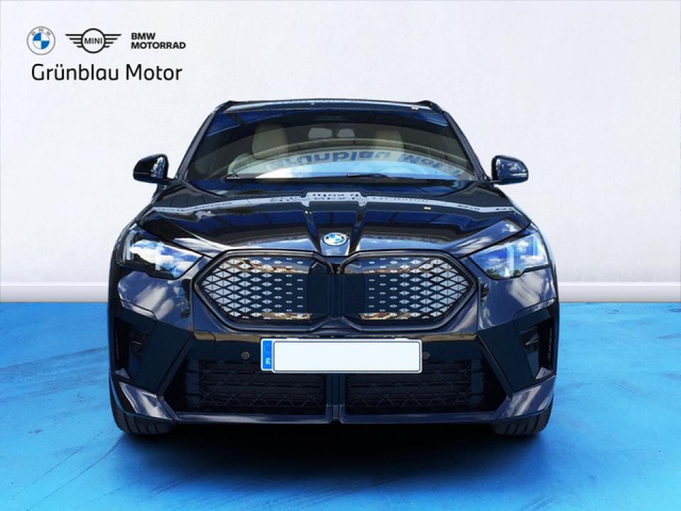 BMW ix2 eDrive20 150 kW (204 CV)