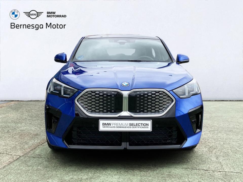 BMW ix2 xDrive30 230 kW (313 CV)