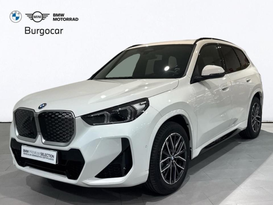 BMW iX1
