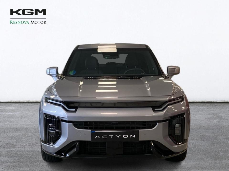 KGM Torres Actyon