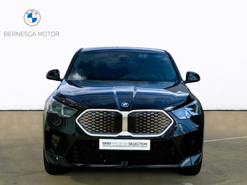 BMW ix2