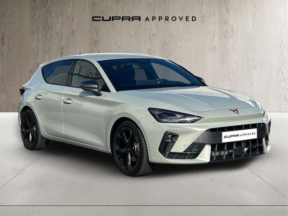 Cupra León