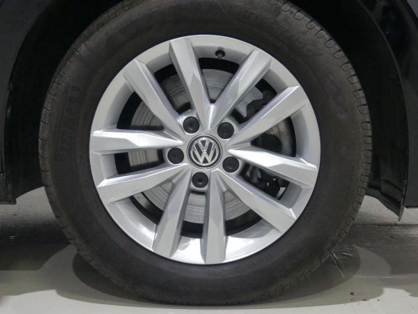 Volkswagen Touran 1.0 TSI Business 85 kW (116 CV)