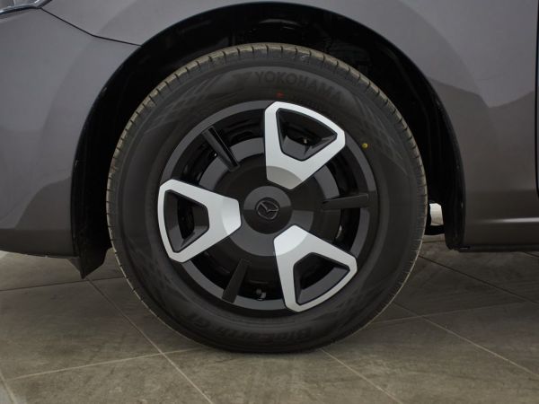 Mazda 2 1.5 e-Skyactiv G Center-Line Convenience 66kW