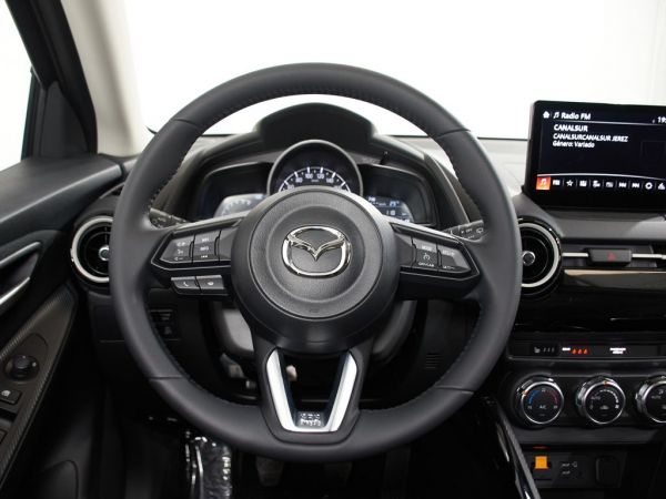 Mazda 2 1.5 e-Skyactiv G Center-Line Convenience 66kW