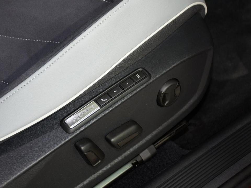 imagen swiper vehículo 26