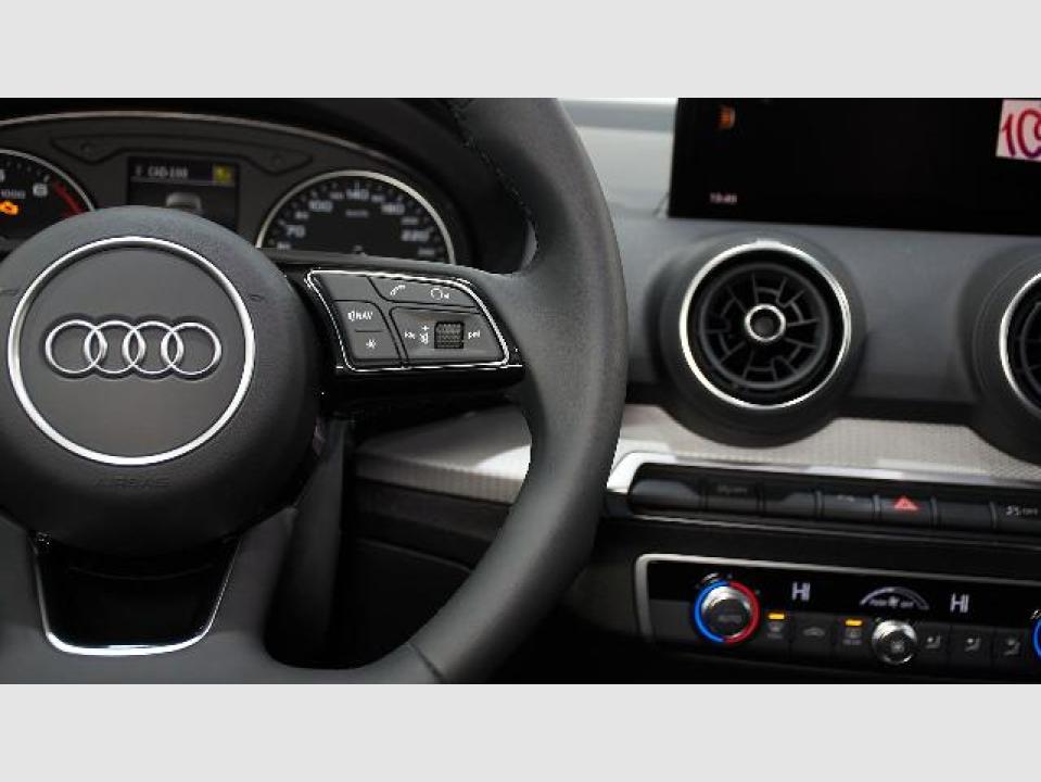 Audi Q2 Advanced 30 TFSI 81 kW (110 CV)