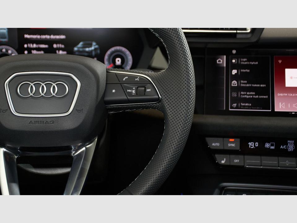 Audi A3 Sedan S line 35 TFSI 110 kW (150 CV) S tronic