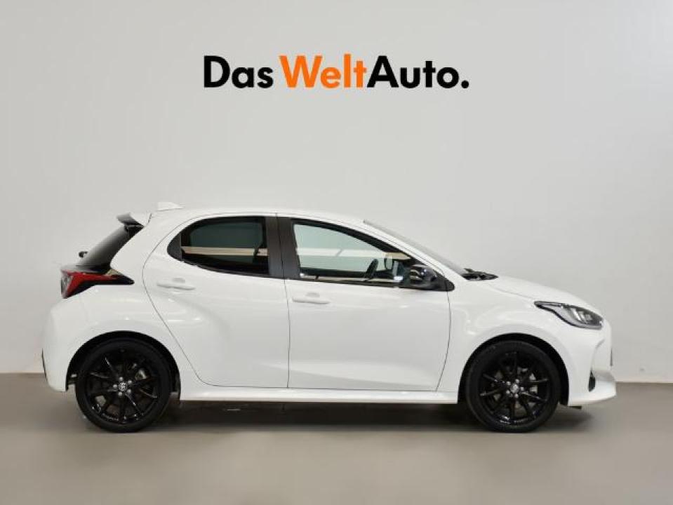 Toyota Yaris 120H Style 85 kW (116 CV)