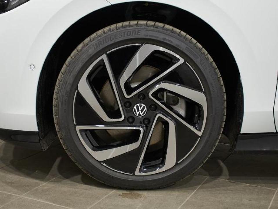 Volkswagen ID.7 Pro 77kWh Auto 210 kW (286 CV)