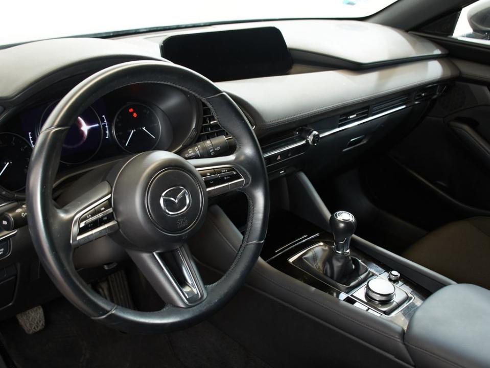 Mazda 3 2.0 e-Skyactiv-X Evolution 132kW