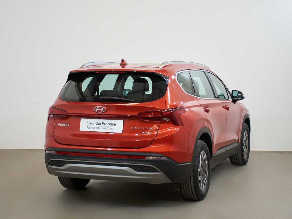 Hyundai Santa Fe 1.6TGDI HEV Klass 7pl 2WD 6AT