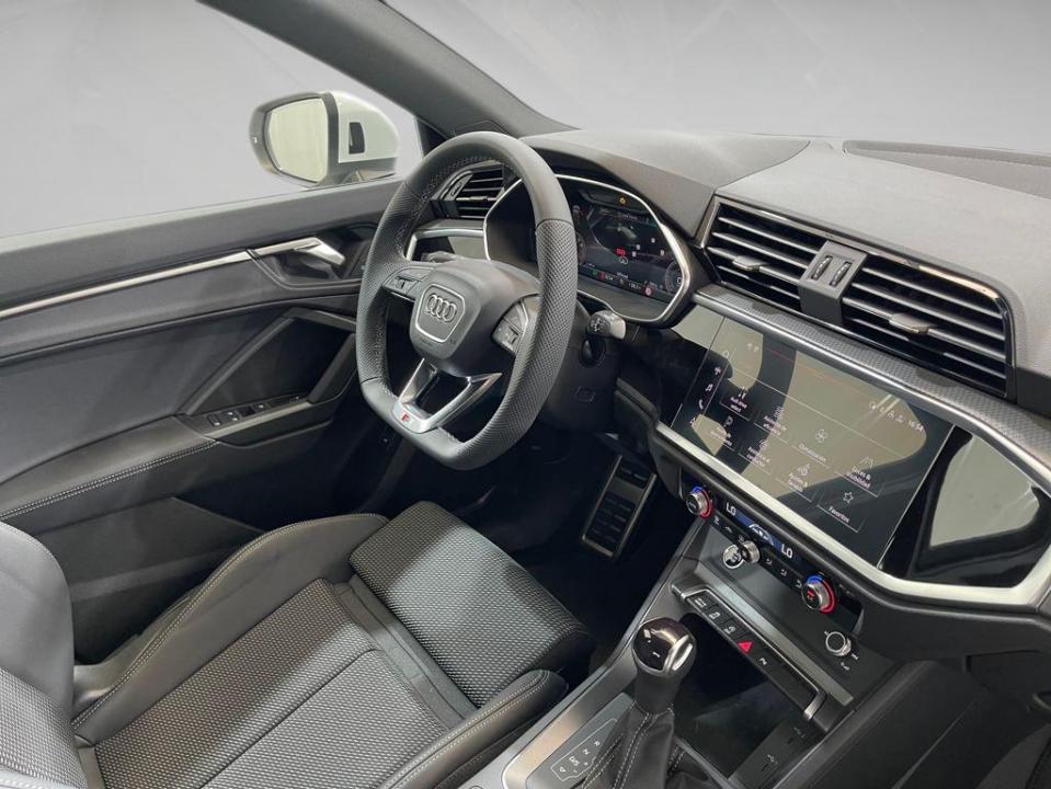 Audi Q3 S line 35 TFSI 110 kW (150 CV) S tronic
